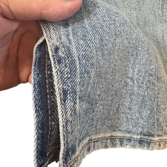 Torrid Womans Medium Wash Denim Button-Fly Jeans With High Rise Straight Legs - Picture 4 of 15